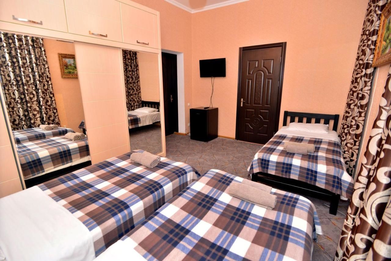 Гостевой дом Hotel Orange Kutaisi Кутаиси