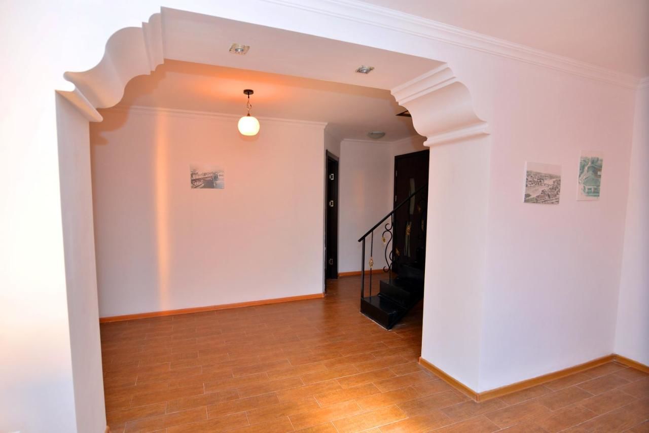 Гостевой дом Hotel Orange Kutaisi Кутаиси