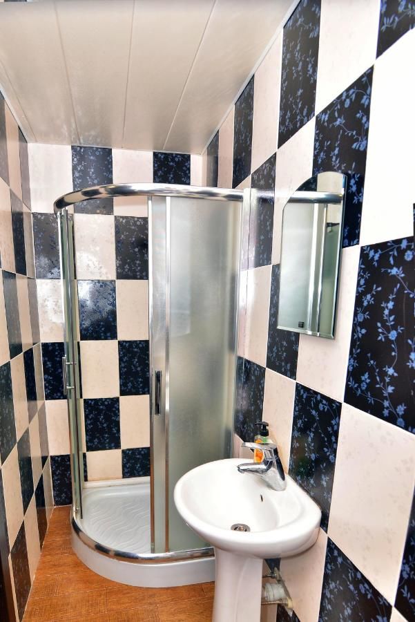 Гостевой дом Hotel Orange Kutaisi Кутаиси