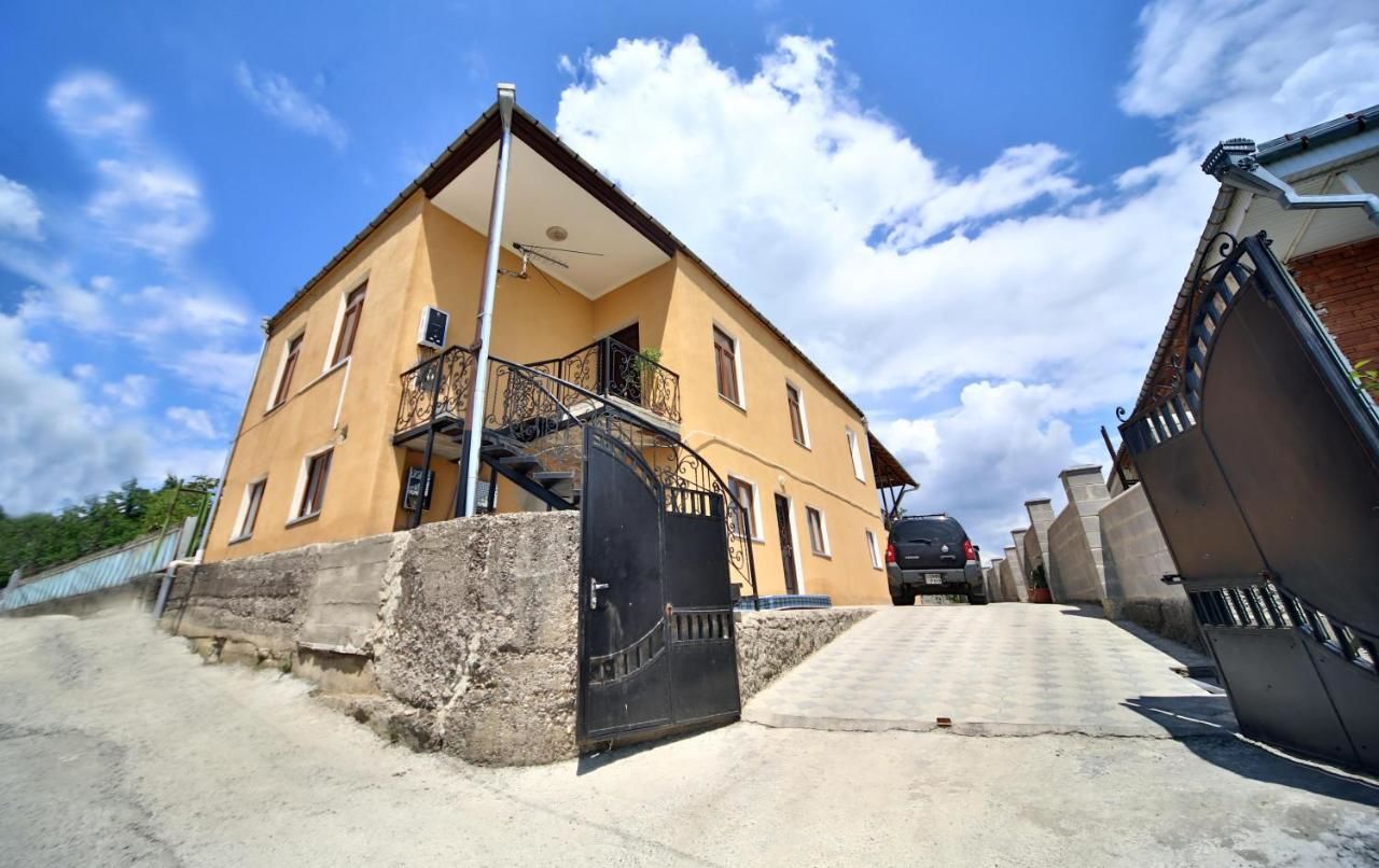 Гостевой дом Hotel Orange Kutaisi Кутаиси