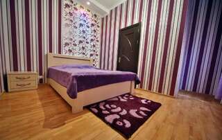 Гостевой дом Hotel Orange Kutaisi Кутаиси Двухместный номер Делюкс с 1 кроватью и ванной-22